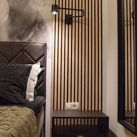 Geek Penthouse * 马卡尔斯卡