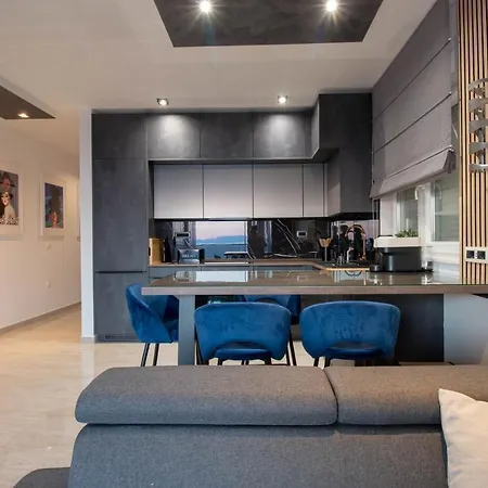 Geek Penthouse *
