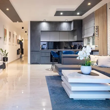Geek Penthouse * 马卡尔斯卡